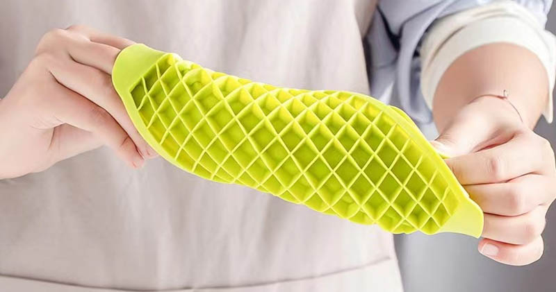 silicone ice trays
